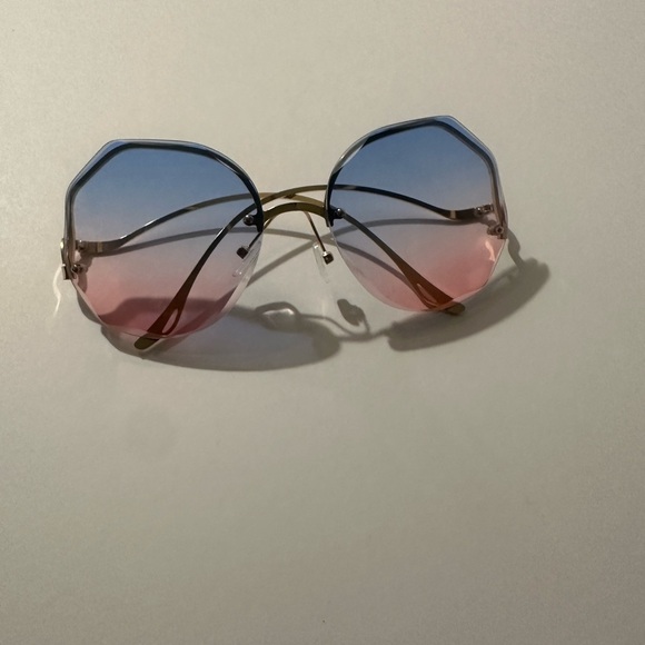 Gradient Sunglasses - Picture 1 of 3